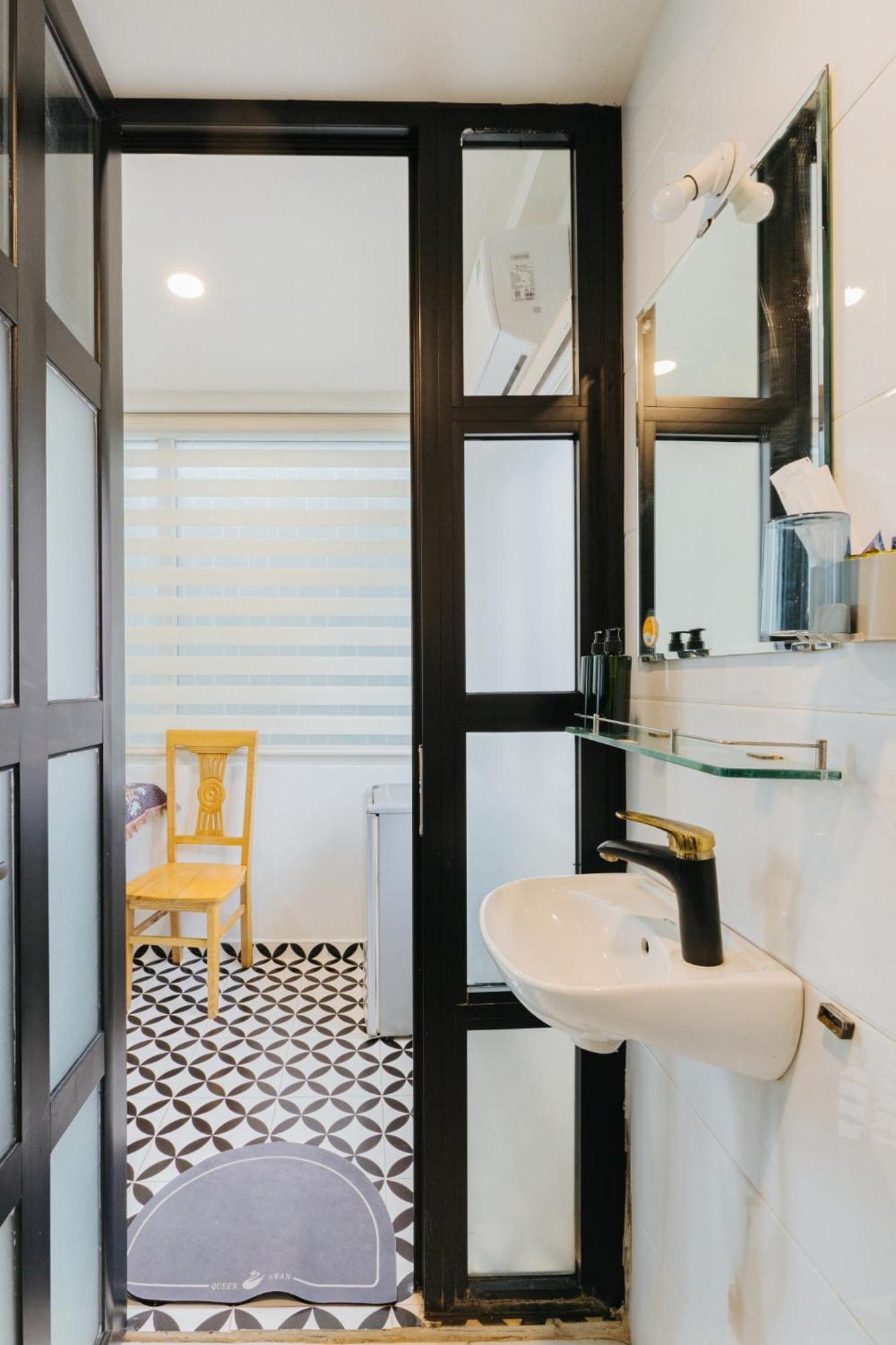 Cosy House - Center'S Tay Ho - Close The Lake Hanoi Esterno foto