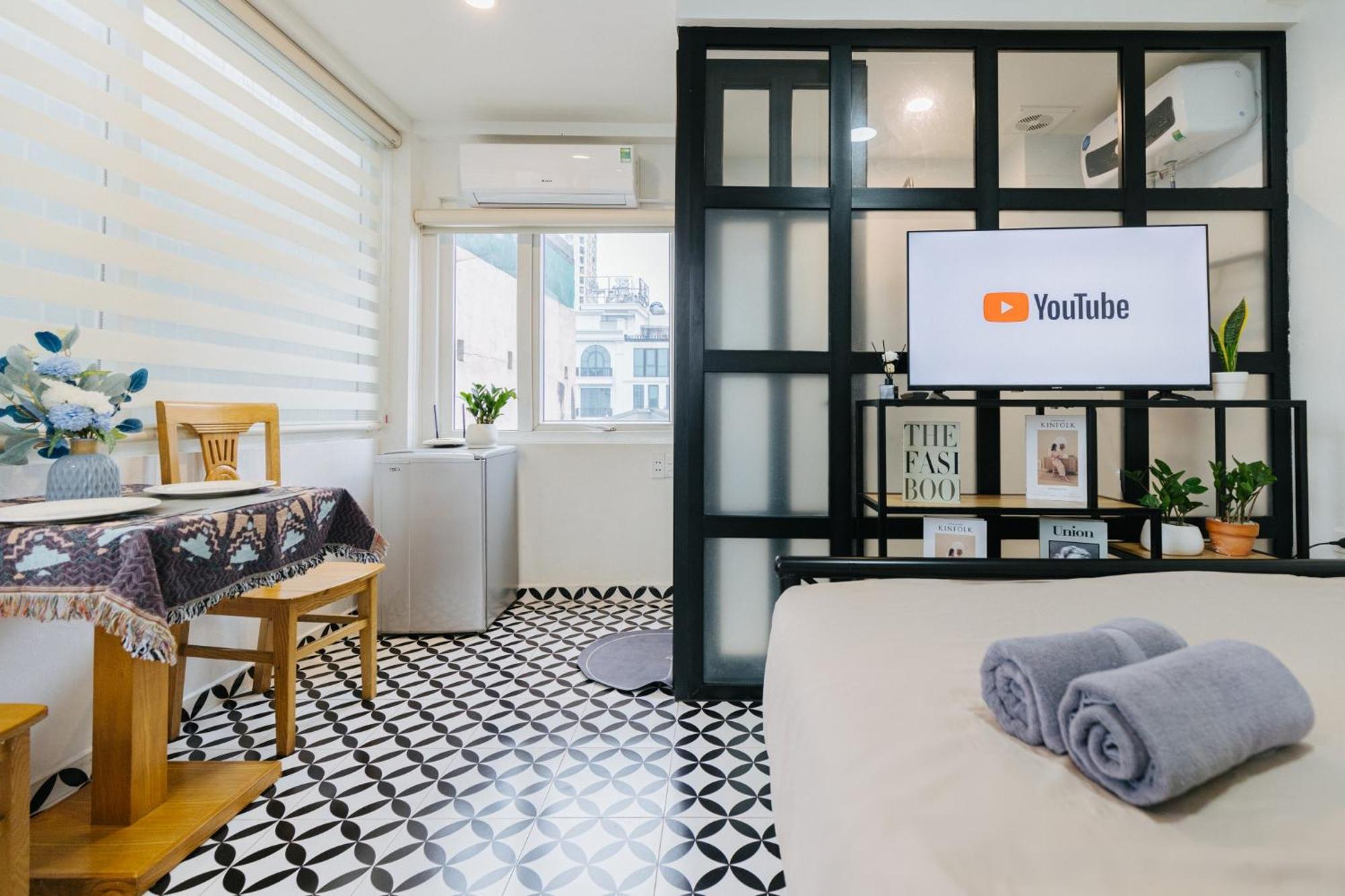 Cosy House - Center'S Tay Ho - Close The Lake Hanoi Esterno foto